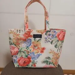キャスキッドソン生地　花柄トートバッグ　ハンドメイド