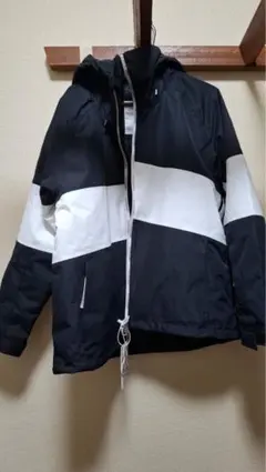 スノーボードジャケット