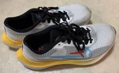ランニングシューズ NIKE ズームフライ5 25.5cm