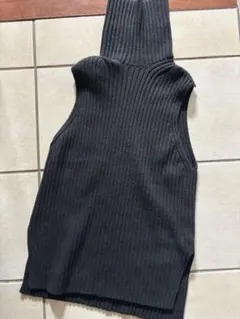 H&M リブニット　ノースリーブ