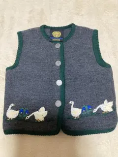 【07】アヒル刺繍 グレー ニットベスト