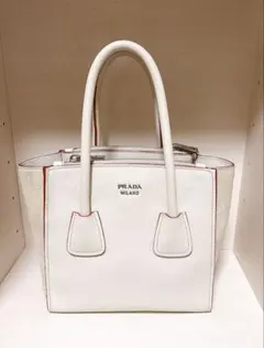 PRADA ハンドバッグ