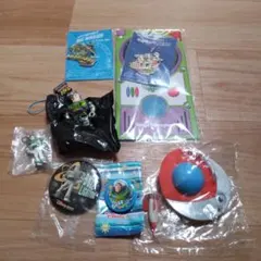バズ・ライトイヤー ピンバッジ・フィギュアセット