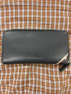 TOMMY HILFIGER 長財布 ブラック