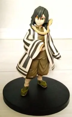 鬼滅の刃　伊黒小芭内　フィギュア