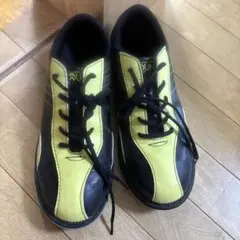 ラウンドワンシューズ　ボウリングシューズのサムネイル