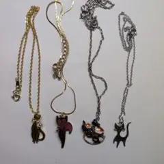 猫モチーフ ネックレス ４個セット