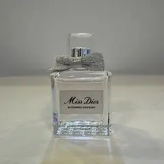ミス　ディオール　ブルーミング　ブーケ　オードゥトワレ　5ml