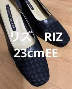 ★美品★リズ★黒★レザーパンプス★23EE★幅広★7cmヒール★靴★スクエアトゥのサムネイル