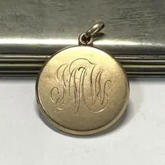 英国製 ヴィンテージ ペンダントトップ 円形 モノグラム