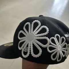 made in effort. フラワー刺繍 ベースボールキャップ