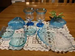 ライトブルーのガラス食器セット