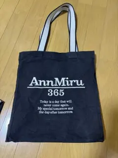 AnnMiru トートバッグ ブラックのサムネイル