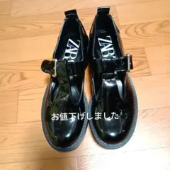 ✨️早いもの勝ち！✨️ZARA 黒 光沢ストラップローファー 　サイズ40