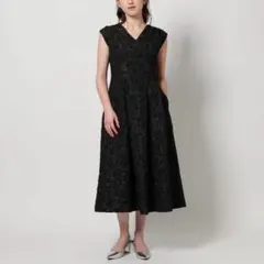 美品 25SS ユナイテッドアローズ Vネック ジャガード ワンピース 