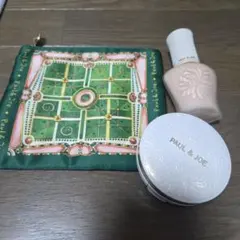 ポール&ジョー プロテクティング ヴェール コンパクト 01 プライマー01のサムネイル