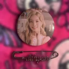 Item thumbnail for item 8e068072-41e7-4437-86d8-972a0c7502a6