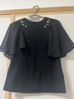 GRL フリル袖 パール付き 黒ニット Mサイズ