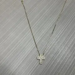 金色　クロスネックレス　ベリンダ風