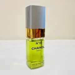 CHANEL シャネル N°19　オードトワレ　ヴァポリザター　100ml