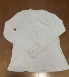 ホワイト リブ編み 長袖Tシャツ Mサイズ　ハイネック