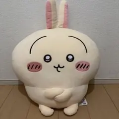 ちいかわ うさぎだらけくじ A賞 超BIGぬいぐるみ 腕組み - メルカリ