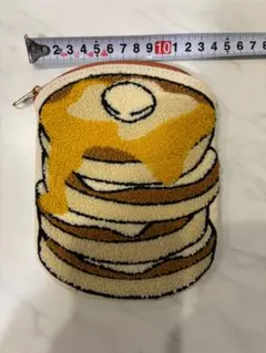 新品⭐️未使用　✨かわいい✨パンケーキデザインポーチ
