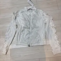 リナシメント♡フリル付きホワイトジャケットのサムネイル