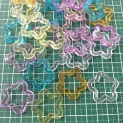 No.160-3 透明アクリルビーズ　花【40個】ランダムカラー