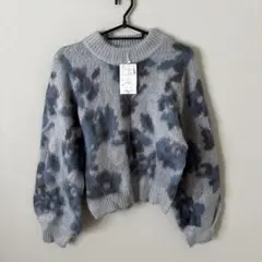 花柄セーター