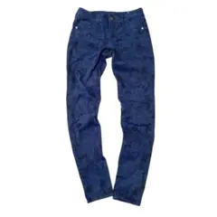 Item thumbnail for item 4ed0dbfe-9f8d-4af4-940f-34743c2e89da