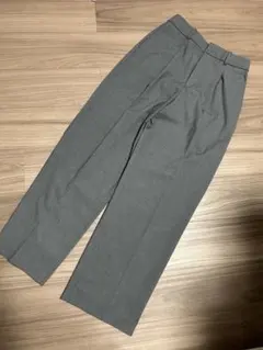 ユニクロ　タックワイドパンツ　丈長め　L