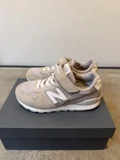 New Balance 996 キッズ スニーカー ベージュ 18.5センチ