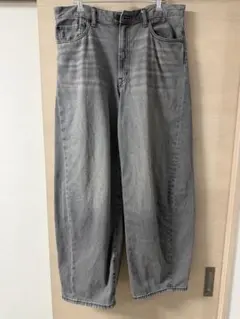 GU ジーユー バレルレッグジーンズ グレー