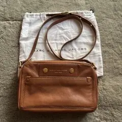 Item thumbnail for item 76f9c7b4-4a46-4c73-a24d-0a00c6593a97