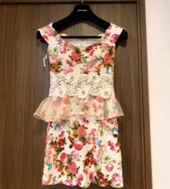 Andy アンディ フラワーレース ペプラム フラワーカットミニドレス