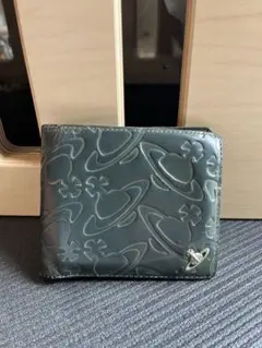 Vivienne Westwood 二つ折り財布 オーブ型押しのサムネイル