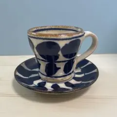 加山晴子　赤絵　カップ&ソーサー　検）壺屋焼　やちむん　民藝 加山晴子 赤絵 カップ&ソーサー 検）壺屋焼 やちむん 民藝 - メルカリ