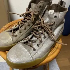 DIESEL シルバー ハイカットスニーカー