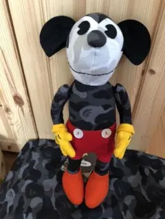 A BATHING APE × Disney カモ柄ミッキーマウスぬいぐるみ 2025年最新】エイプ ミッキーの人気アイテム - メルカリ