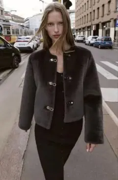 トグルボタンフェイクファージャケット/ダークブラウン/ZARA風