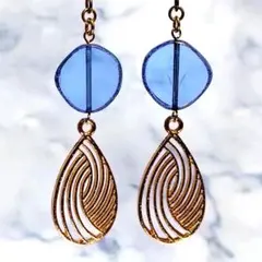 Item thumbnail for item 92af608c-2f4e-4e59-94b5-31930560f66d