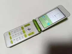 ☆ au GRATINA KYF37 グリーン 美品、動作良好