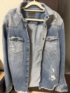ZARA MAN ダメージデニムジャケット Mサイズのサムネイル