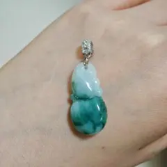 ​【福を呼ぶ】天然 翡翠ヒスイ ひょうたん ペンダントトップ S925 守護石✨