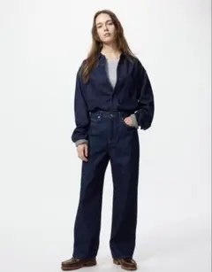 UNIQLO ワイドストレートジーンズ　NAVY 23