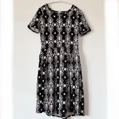 LulaRoe 【S】ルラロー 総柄ワンピース 幾何学模様 モノトーン