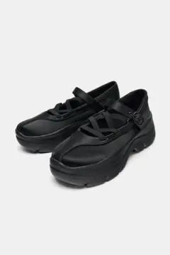 ZARA　サテン風ストラップ付きバレリーナシューズ
