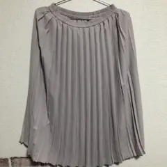 Mサイズ　春夏用　プリーツスカート　ベージュ　薄茶色　アイボリー　ユニクロ