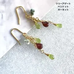 天然石☆極上オニオンブリオレットペリドットのクローバーピアス14kgf